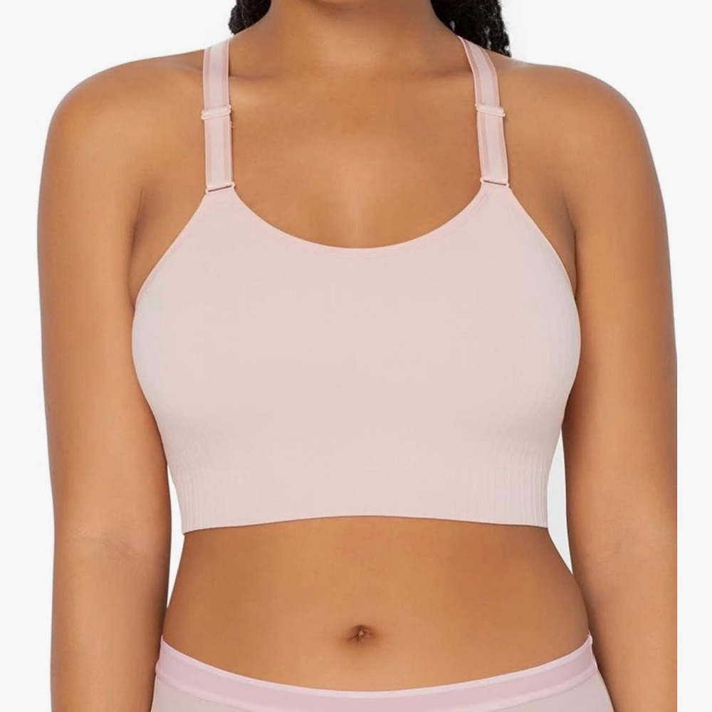 Seamless Wireless Blush Tone Bra. NWT